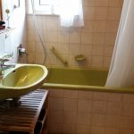 Bad mit WC/Badewanne/Dusche